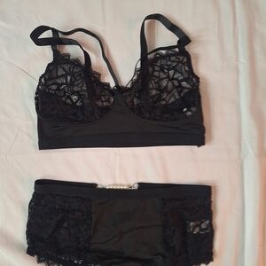 Elegant Black Lace Bralette and Panty Set